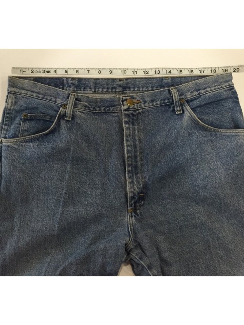 WRANGLER Cowboy Cut Original Fit Jeans Medium Wash Denim Men's 40 X 32